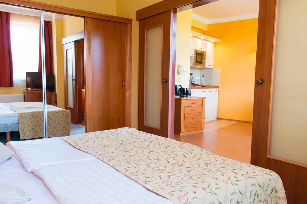 Karos Gold 813 Wellness Apartman Zalakaros Εξωτερικό φωτογραφία