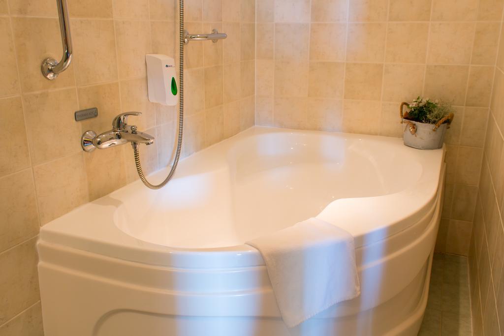 Karos Gold 813 Wellness Apartman Zalakaros Εξωτερικό φωτογραφία